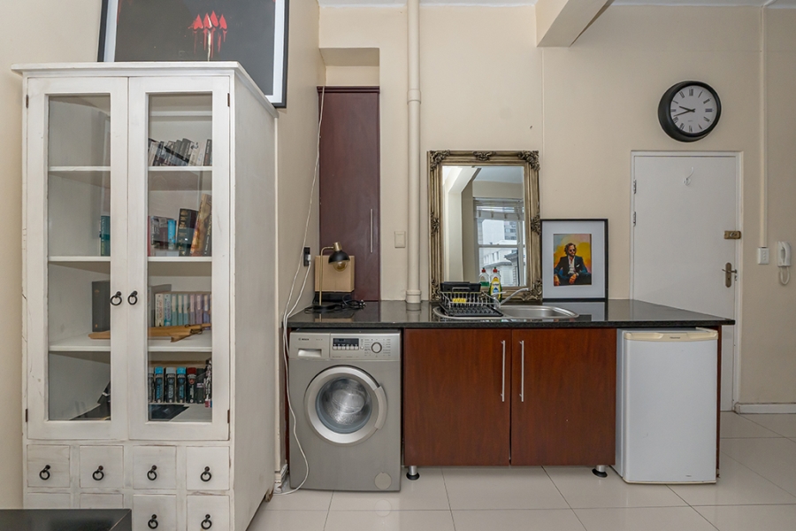 1 Bedroom Property for Sale in Cape Town City Centre Western Cape